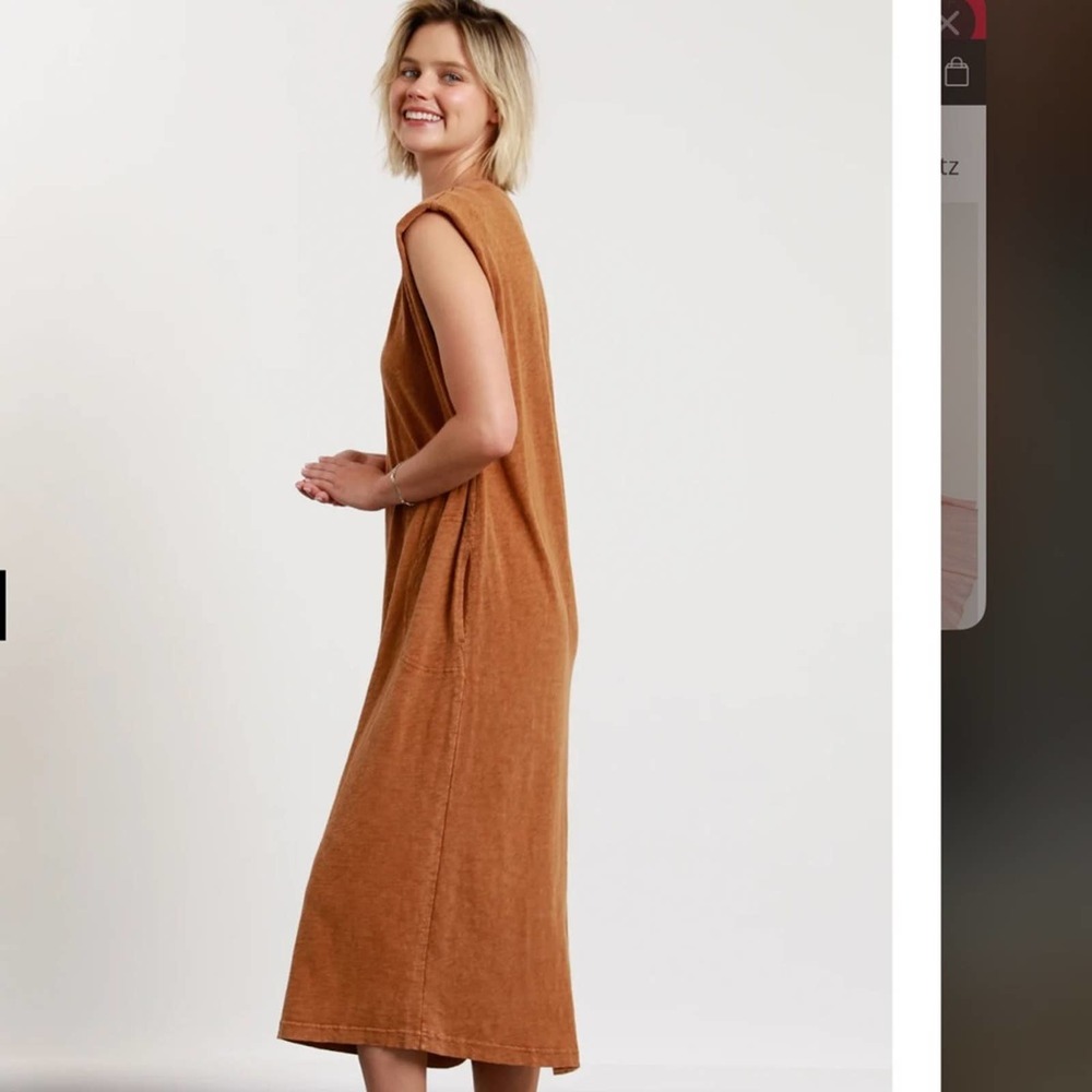 NWT Hello Nite Crew Midi Dress Orange - Size Medium